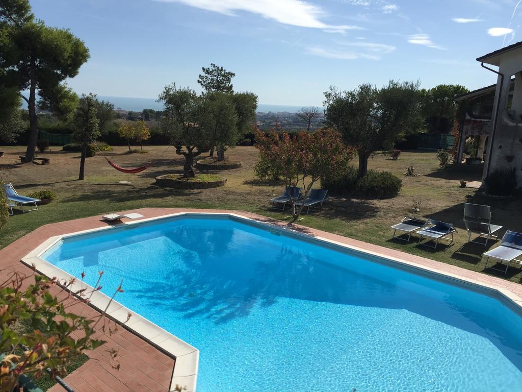 Villa Dolcevita San Costanzo Εξωτερικό φωτογραφία