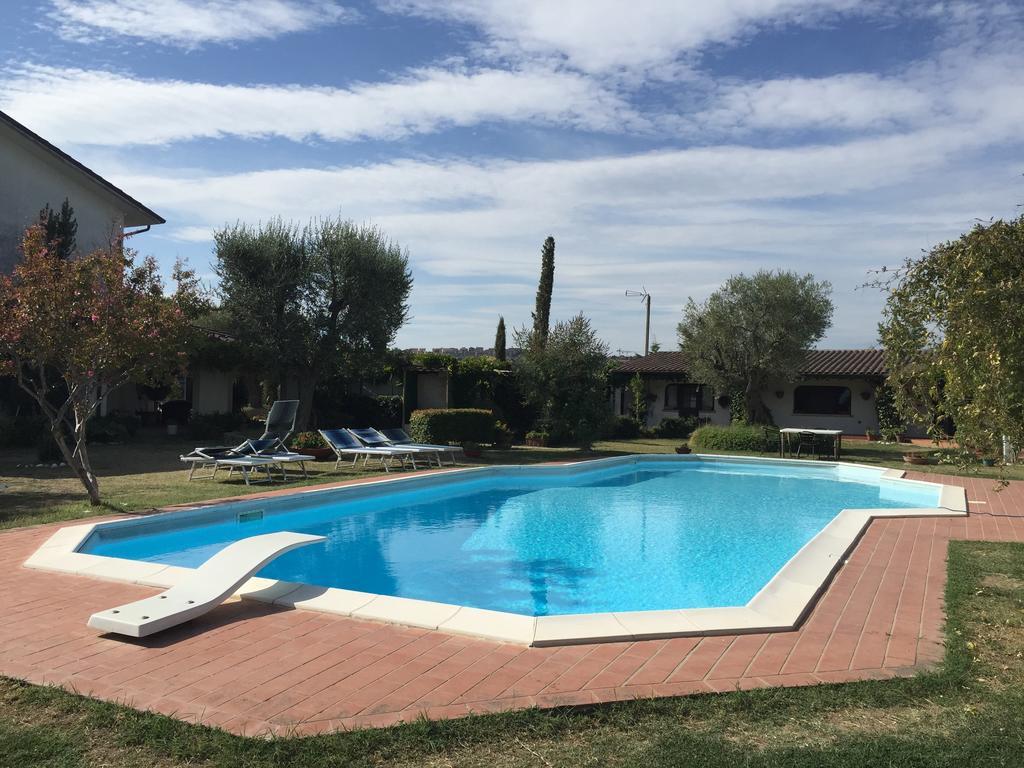 Villa Dolcevita San Costanzo Εξωτερικό φωτογραφία