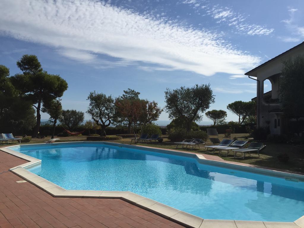 Villa Dolcevita San Costanzo Εξωτερικό φωτογραφία
