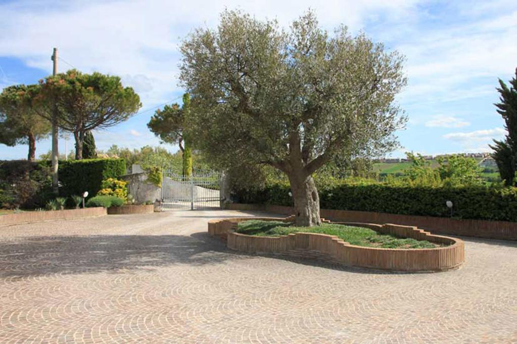 Villa Dolcevita San Costanzo Εξωτερικό φωτογραφία