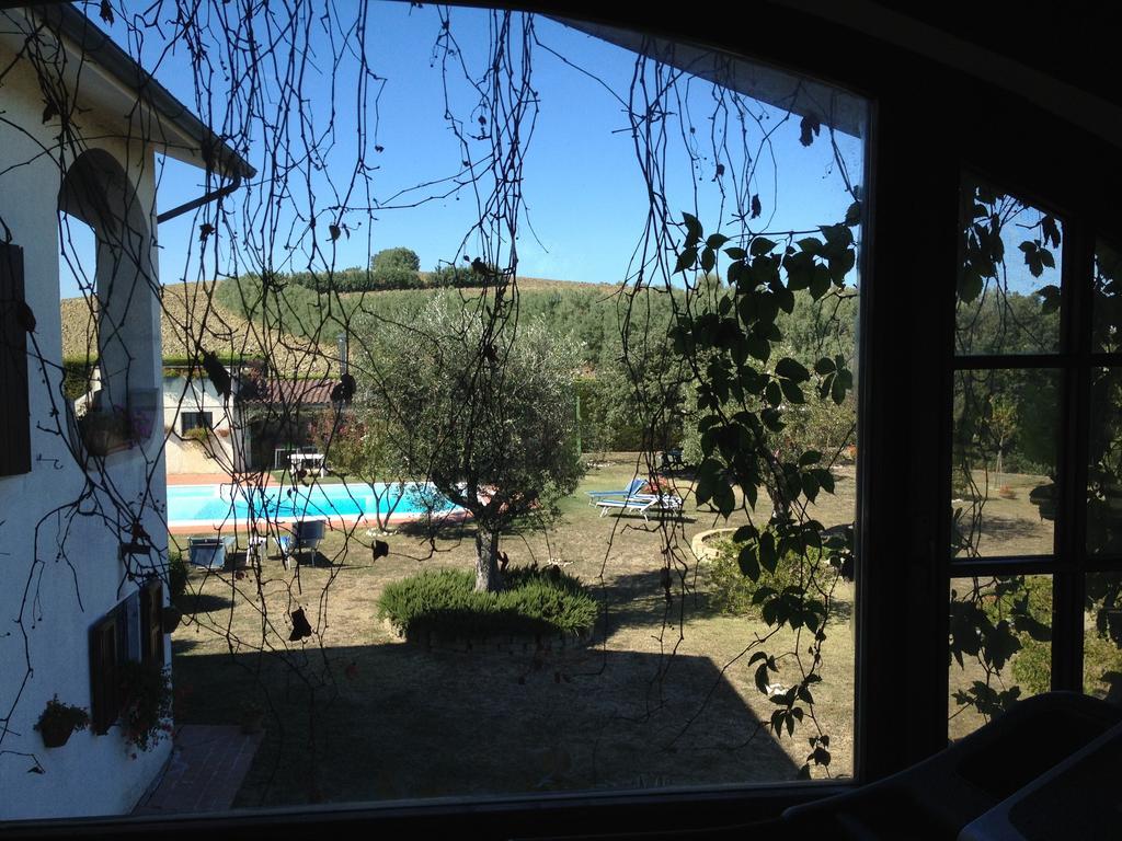 Villa Dolcevita San Costanzo Δωμάτιο φωτογραφία